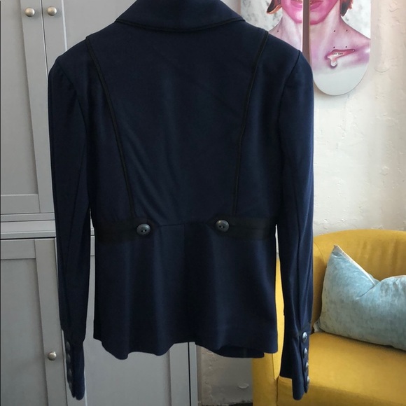 Women’s cabi jacket.  Blue xs like new. - Picture 6 of 8